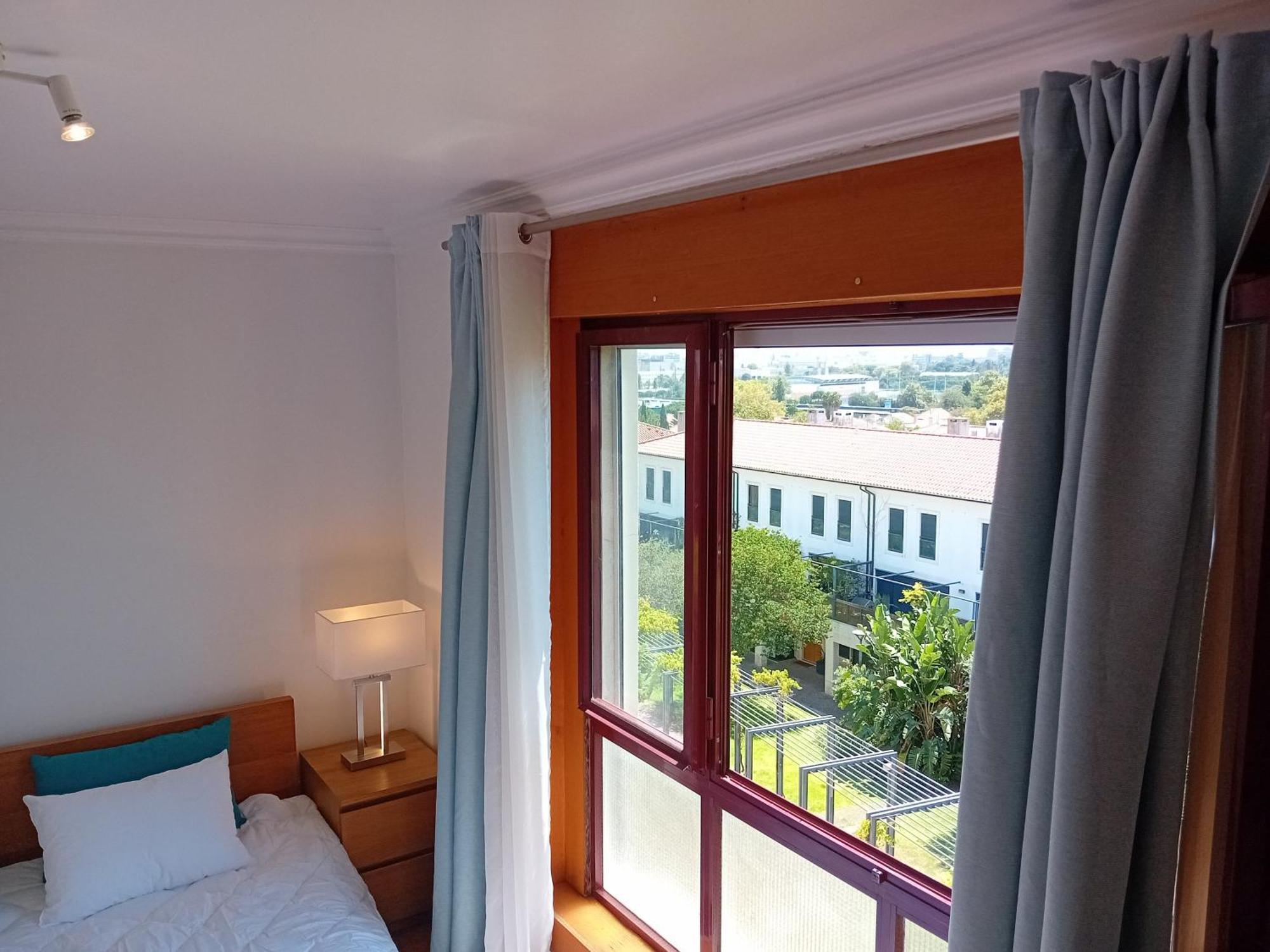 Blue - Metro At Your Door Appartement